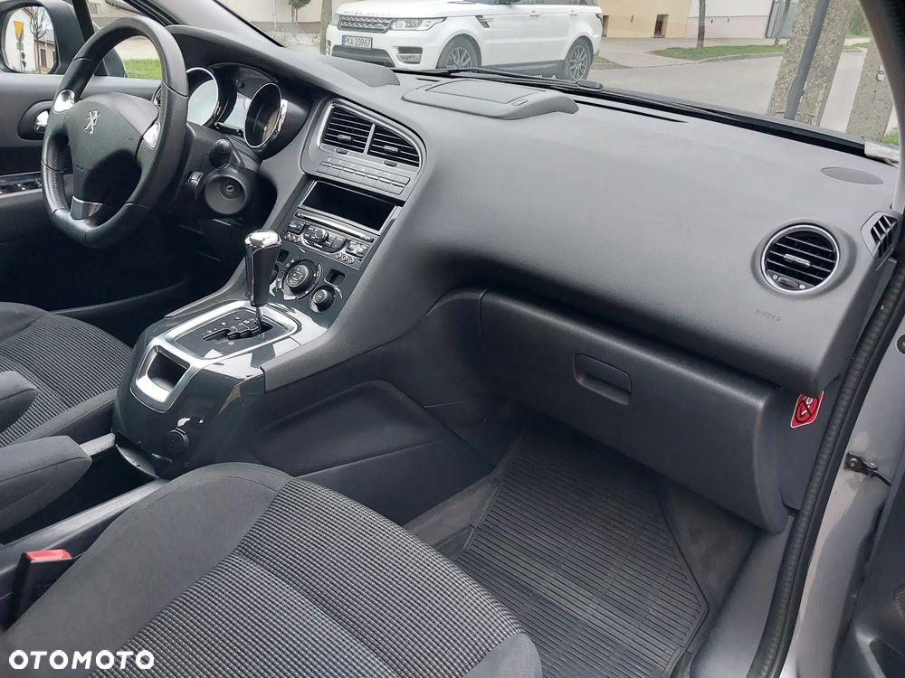 Peugeot 5008 THP 165 EAT6 Stop & Start Allure - 6