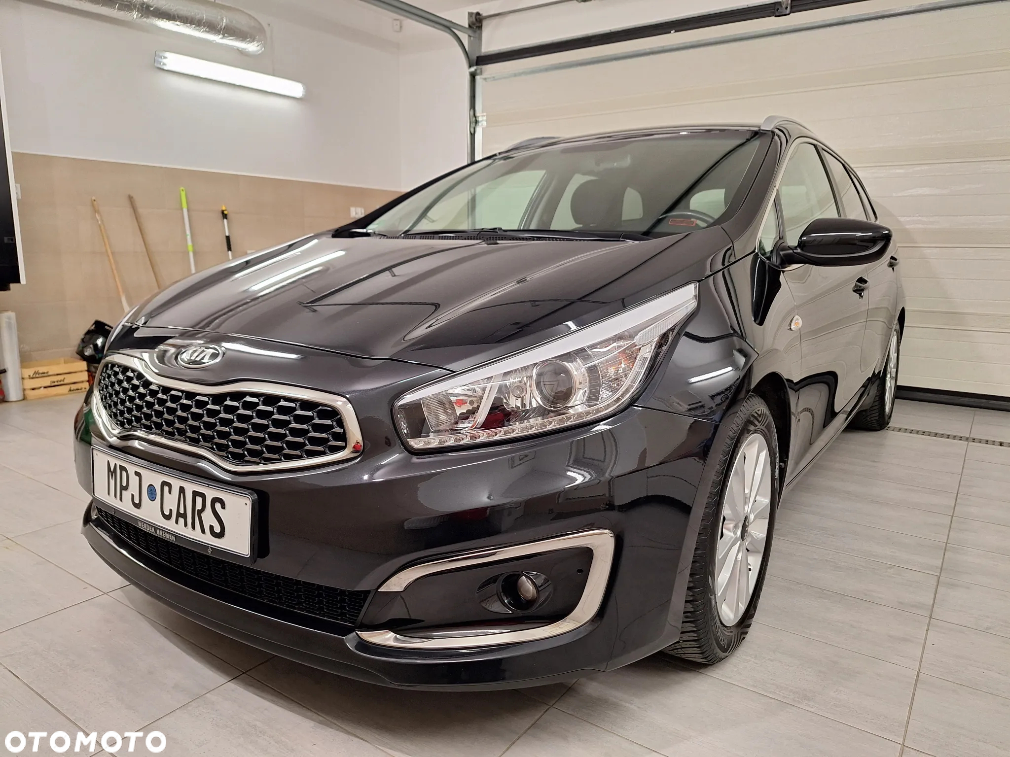 Kia Ceed 1.4 CVVT SW Dream Team Edition - 4