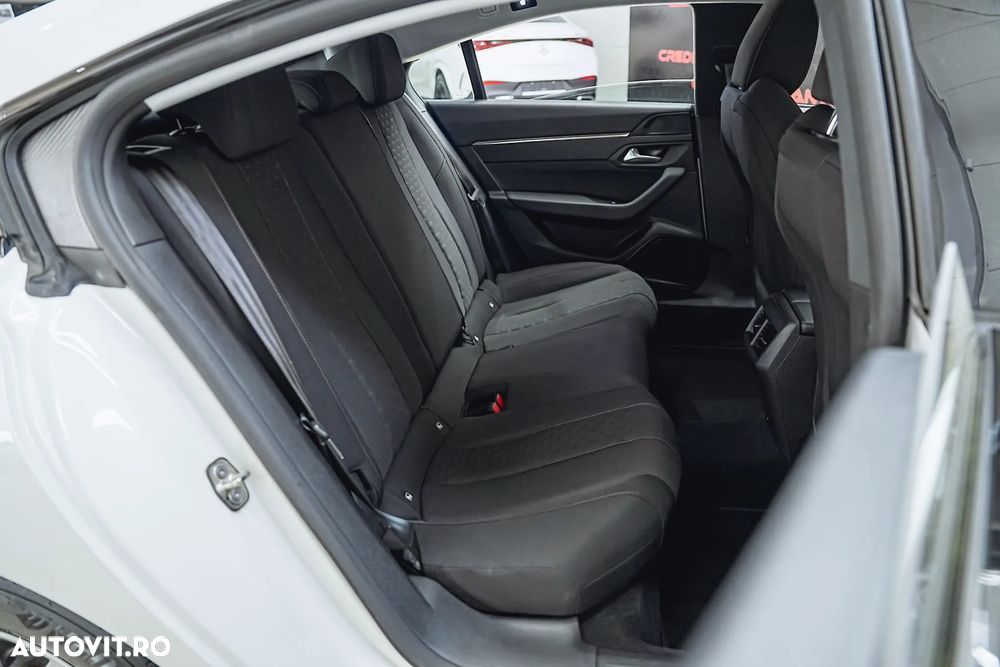 Peugeot 508 1.5 BlueHDI S&S EAT8 Active Pack - 25