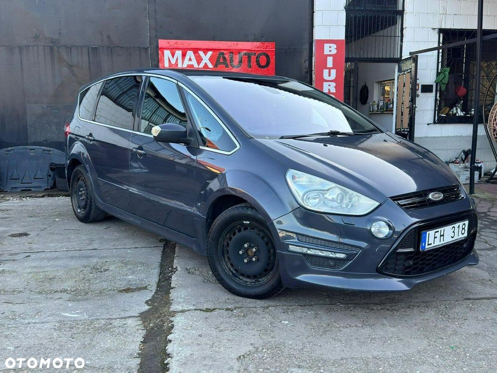 Ford S-Max - 12
