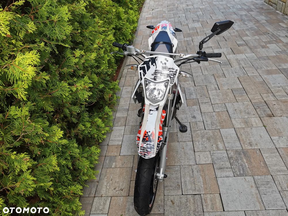 Aprilia SX - 9