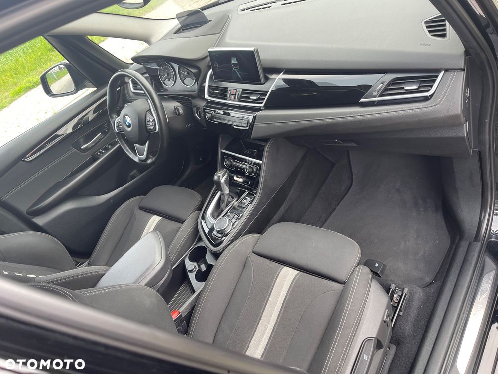 BMW Seria 2 220d Gran Tourer - 10