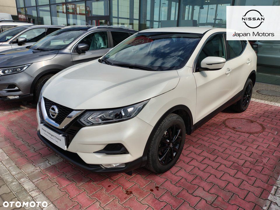 Nissan Qashqai - 1