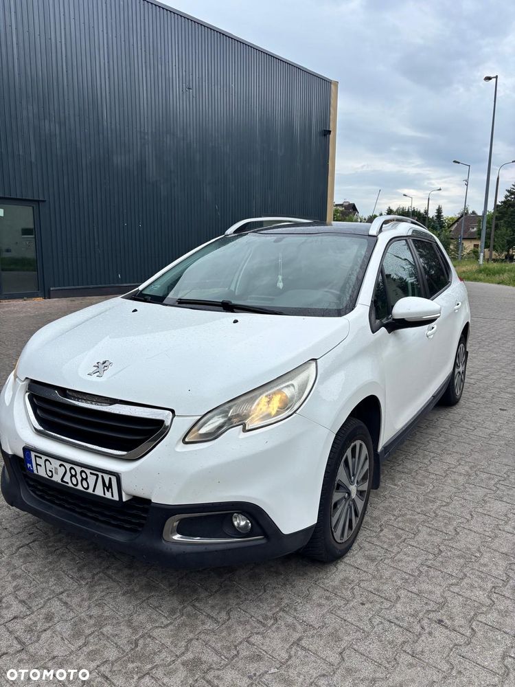 Peugeot 2008 1.2 Pure Tech Style - 3