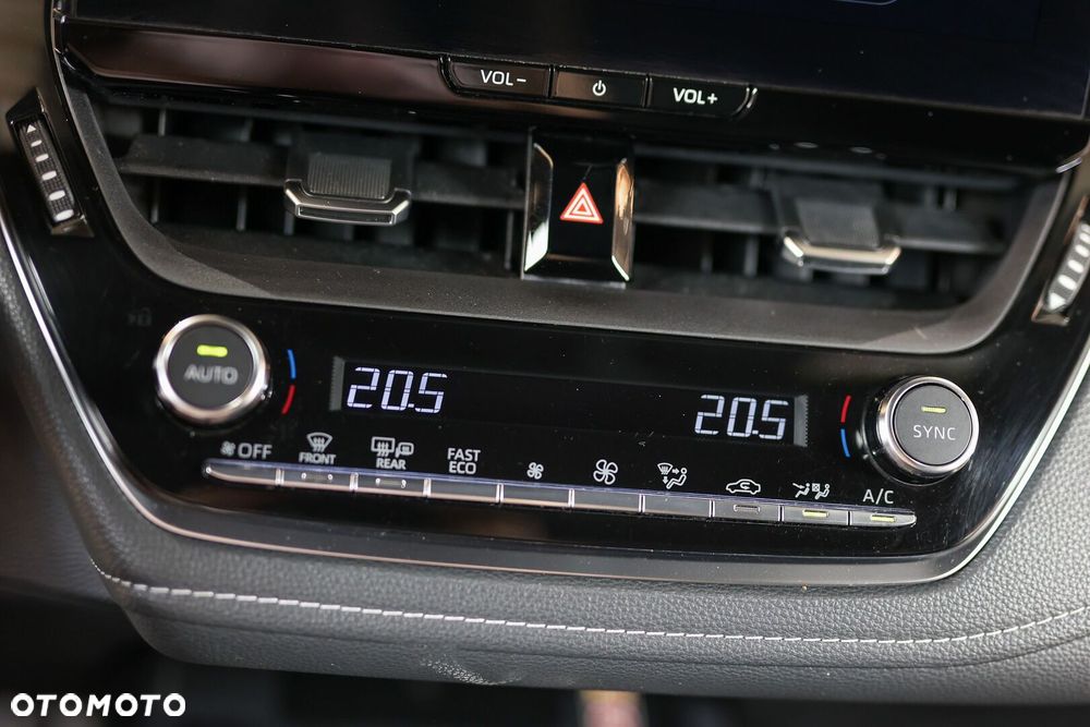 Toyota Corolla 1.8 Hybrid Comfort - 38