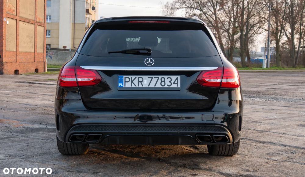 Mercedes-Benz Klasa C AMG 63 S AMG Speedshift 7G-MCT - 9