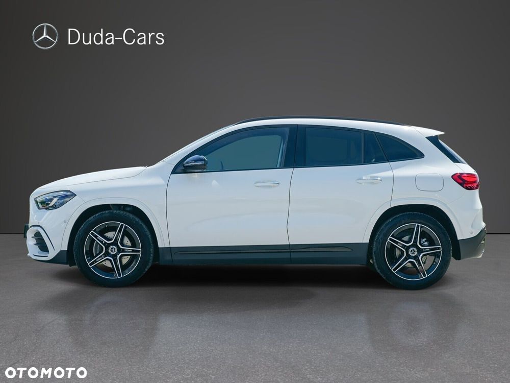 Mercedes-Benz GLA 200 AMG Line - 3