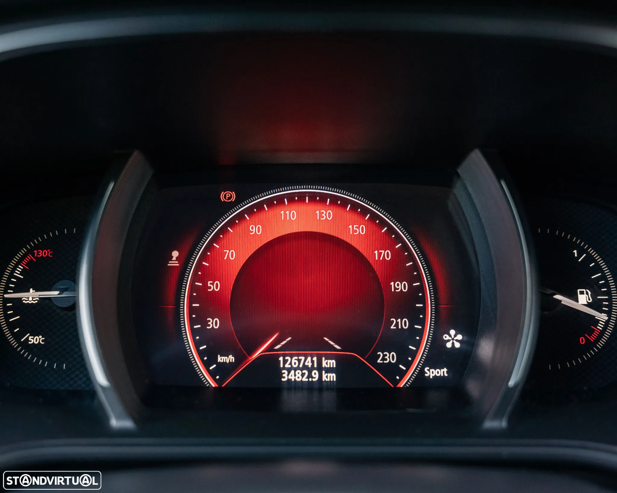 Renault Mégane Sport Tourer 1.5 dCi GT Line - 33