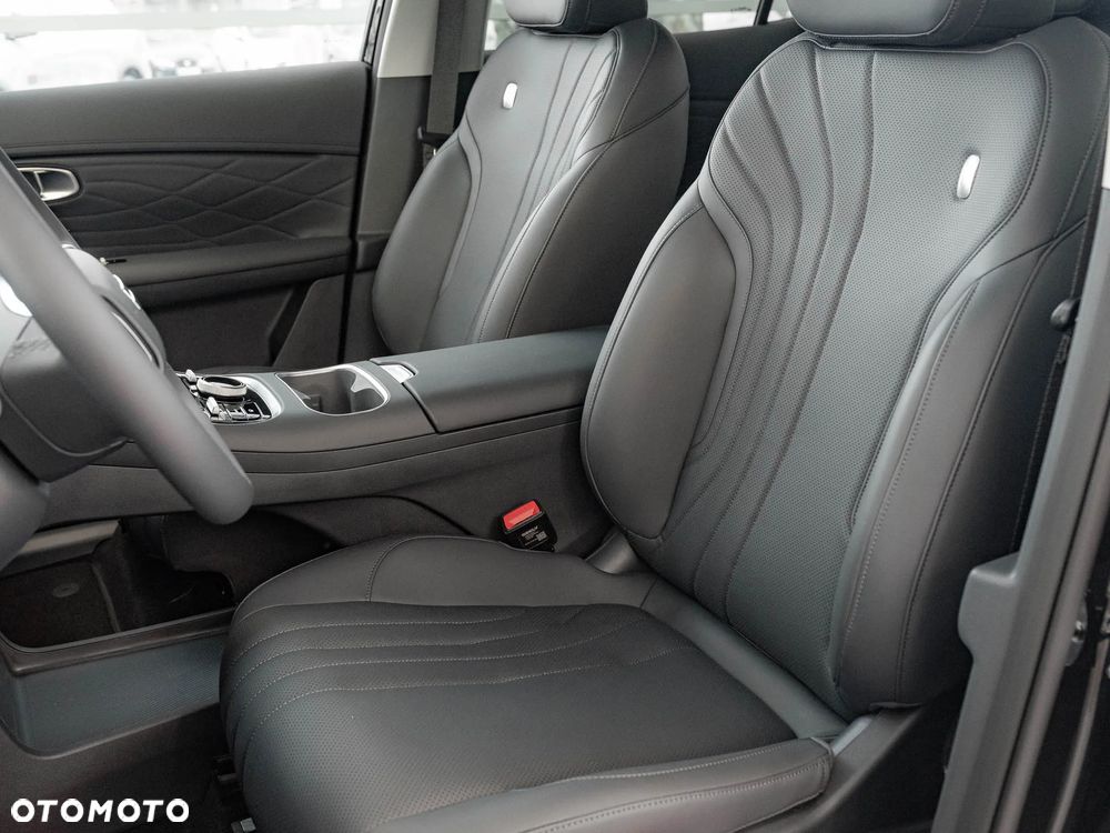 Geely Starray EM-i 1.5 PHEV Pro - 9