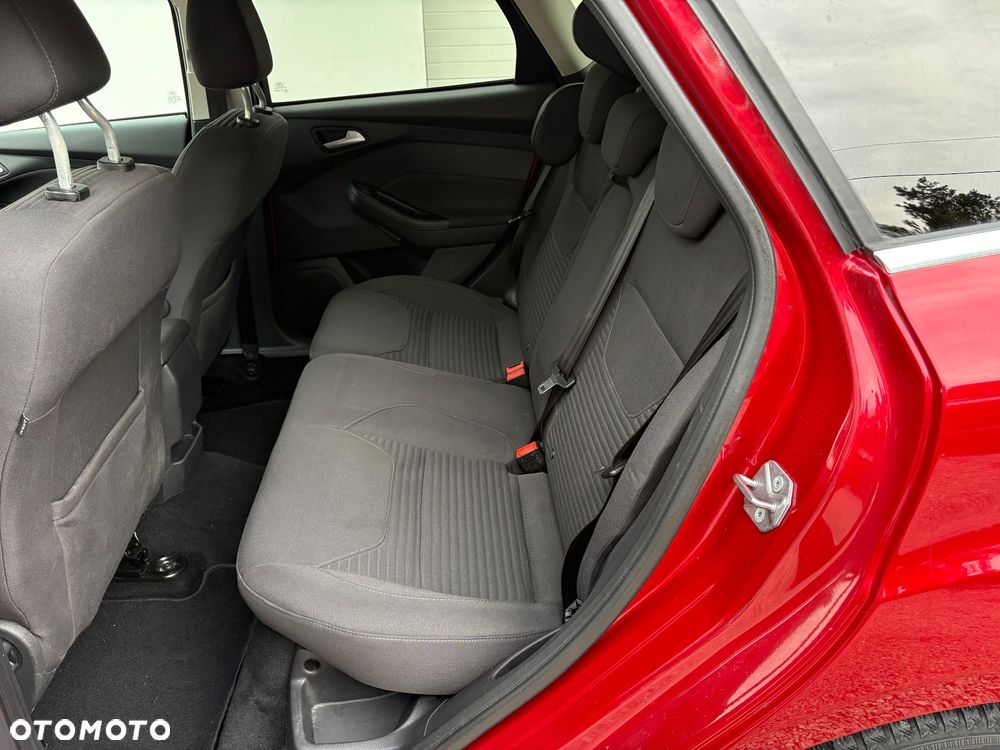 Ford Focus 1.0 EcoBoost Titanium - 18