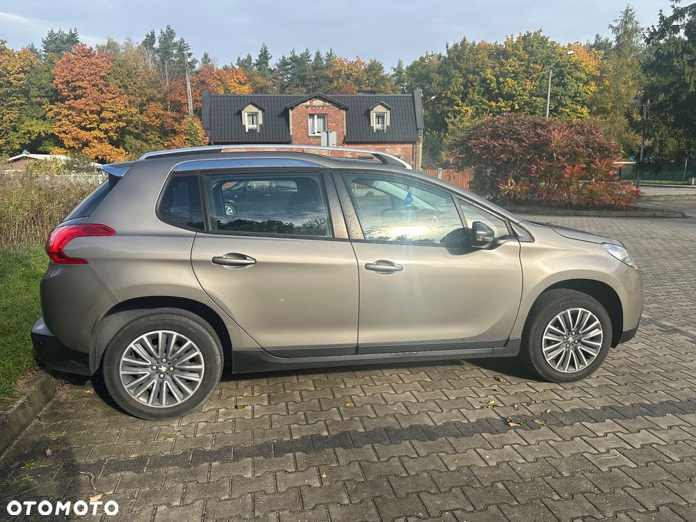 Peugeot 2008 1.2 VTi/Pure Tech Active - 7