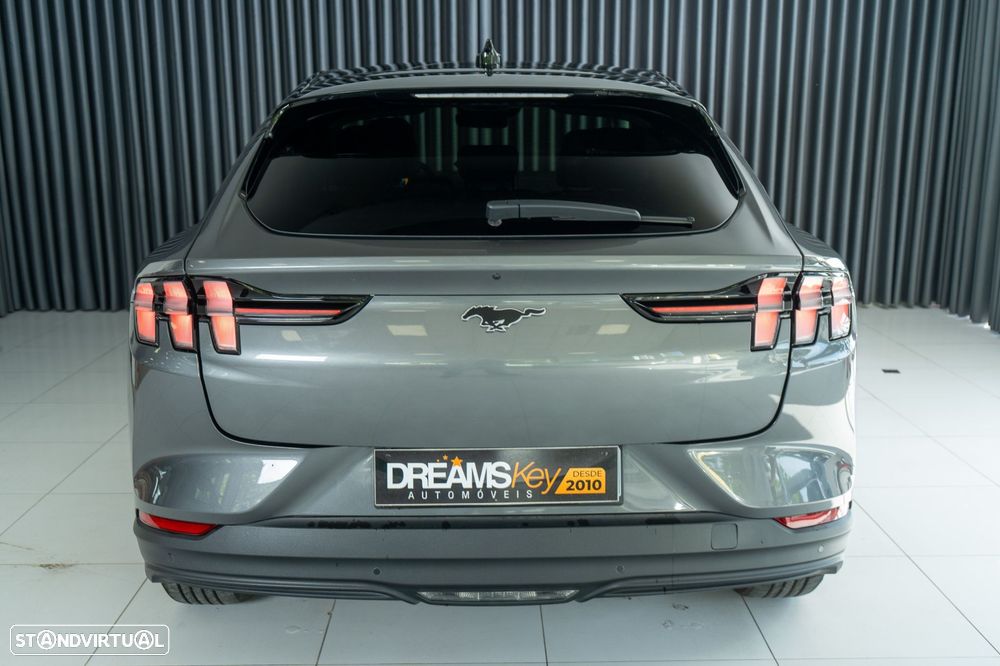 Ford Mustang Mach-E Standard - 4