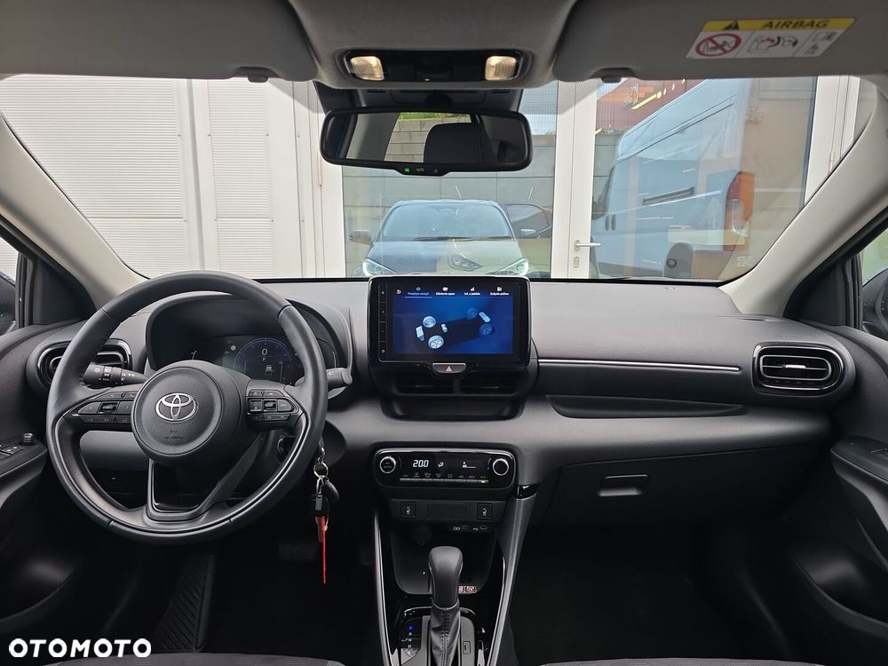 Toyota Yaris Hybrid 1.5 Style - 10