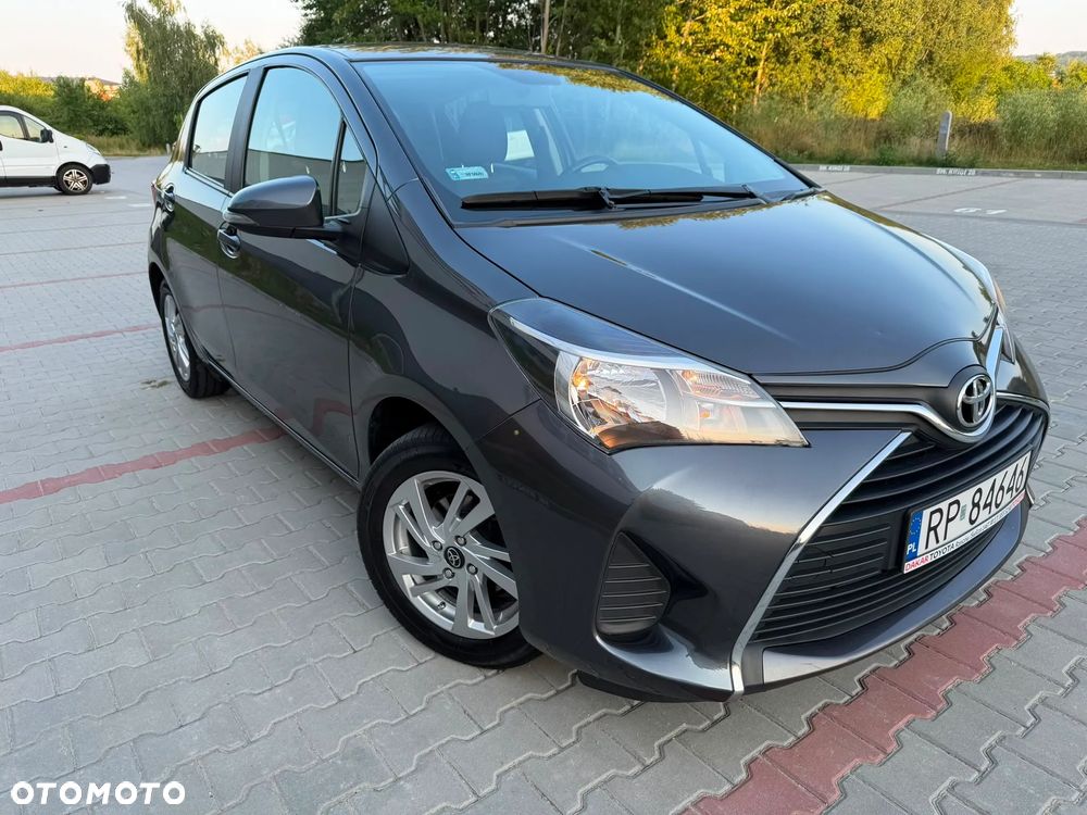 Toyota Yaris 1.33 Premium - 6