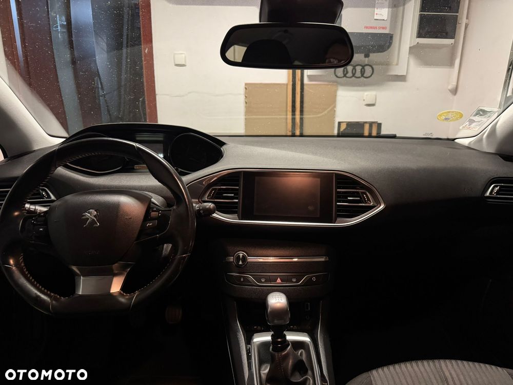 Peugeot 308 BlueHDi 120 Stop & Start Allure - 10
