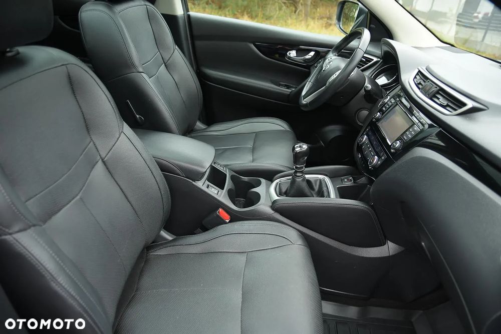 Nissan Qashqai 1.6 DIG-T Tekna - 18