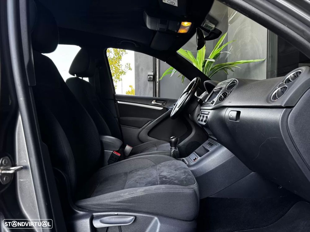 VW Tiguan 2.0 TDi Cup BlueMotion - 33