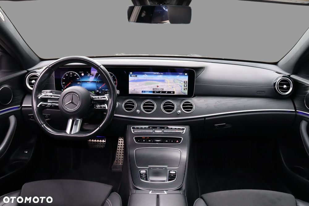 Mercedes-Benz Klasa E - 11