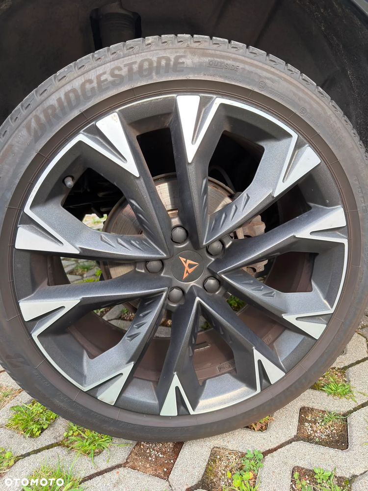 Cupra Formentor 1.5 eTSI mHEV DSG - 2
