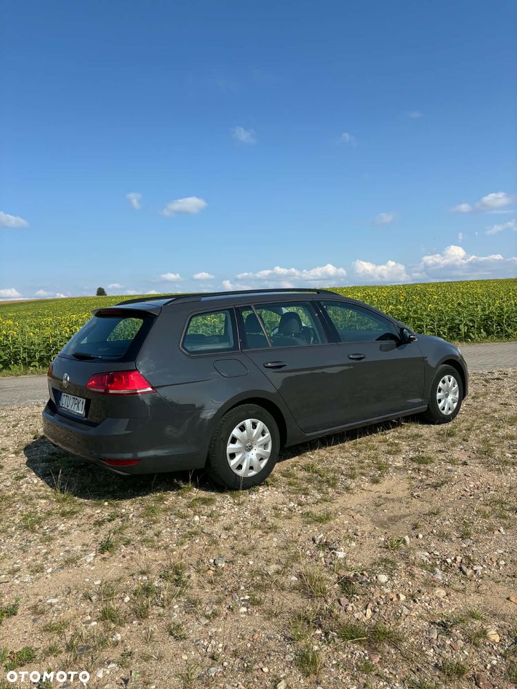 Volkswagen Golf 1.2 TSI BMT Comfortline - 8