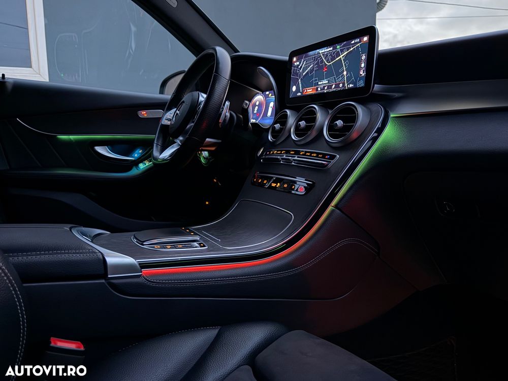 Mercedes-Benz GLC 220 d 4Matic 9G-TRONIC AMG Line - 19