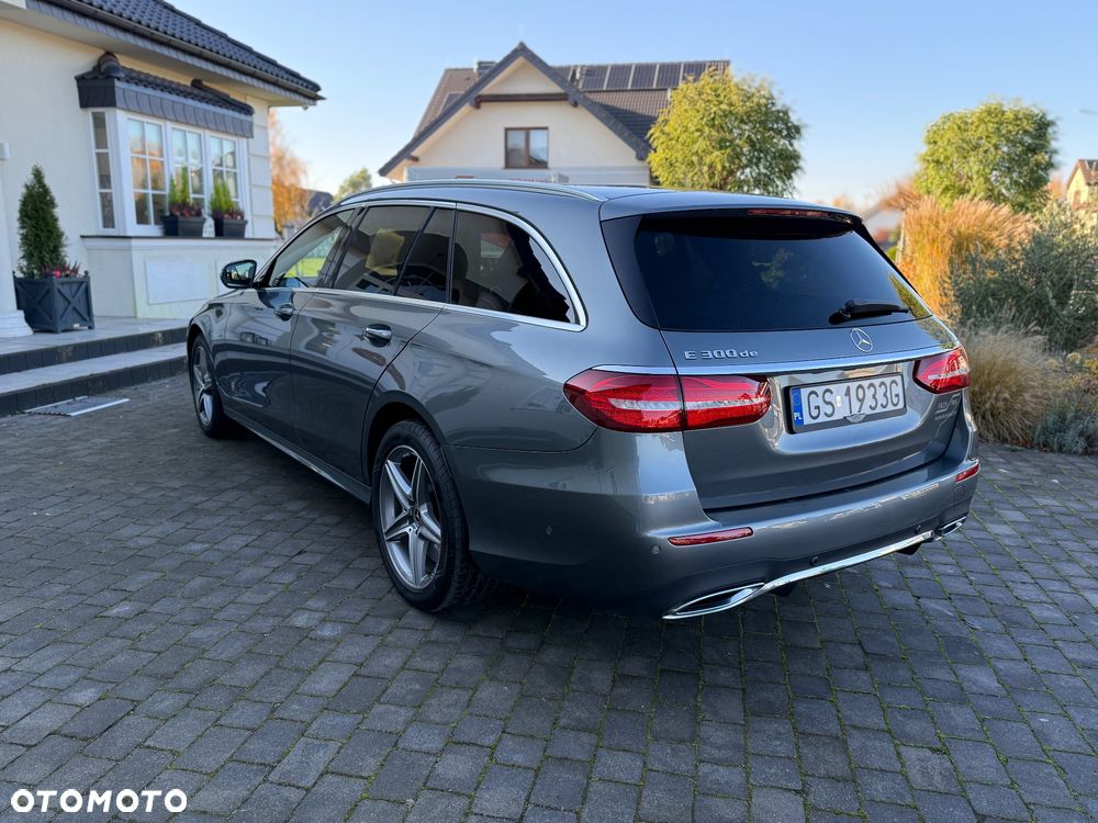 Mercedes-Benz Klasa E 220 d 4-Matic Business Edition - 6