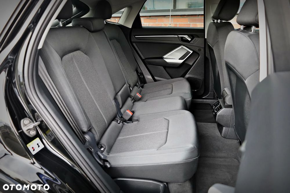 Audi Q3 Sportback - 28