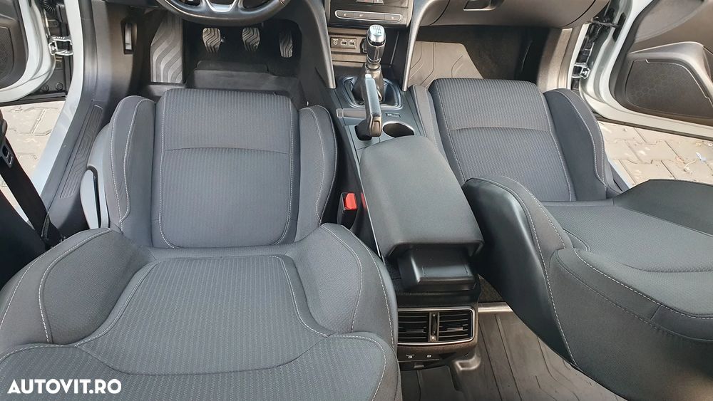 Renault Megane - 23