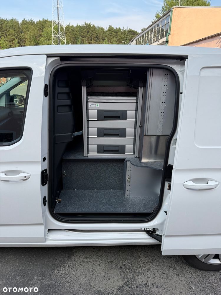 Volkswagen Caddy Maxi - 8