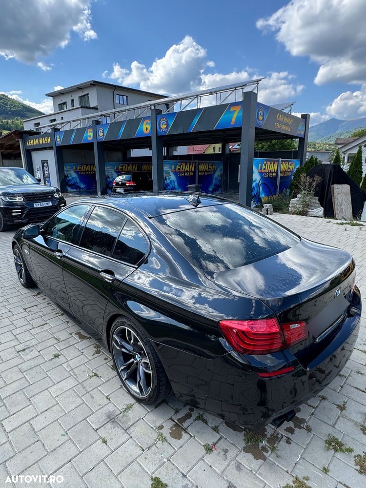 BMW Seria 5 525d xDrive - 7