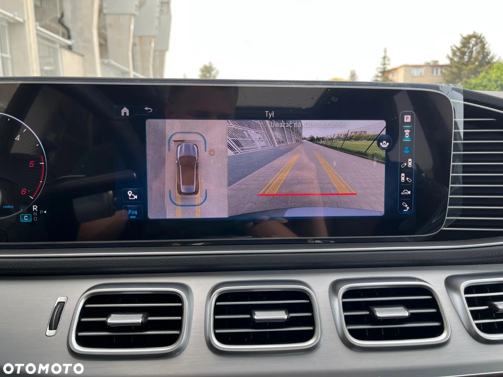 Mercedes-Benz GLE 300 d 4-Matic - 24