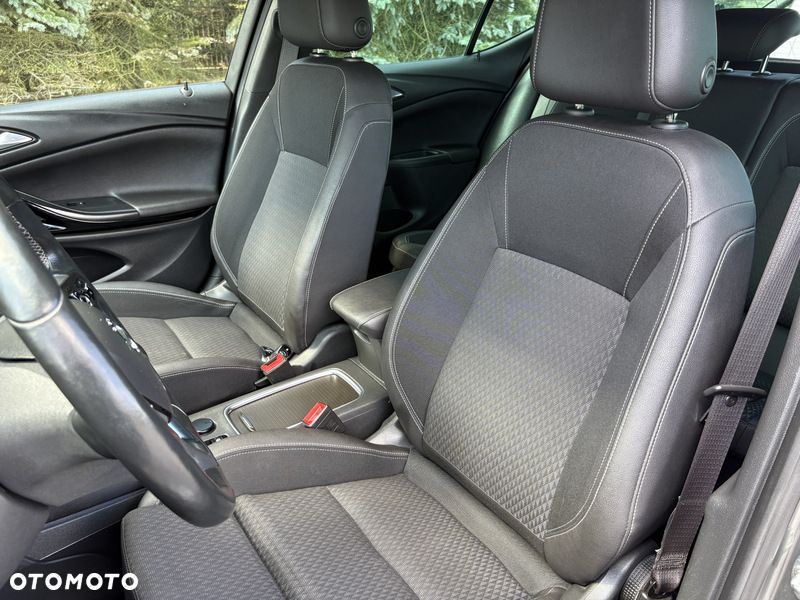 Opel Astra 1.4 Turbo Innovation - 21