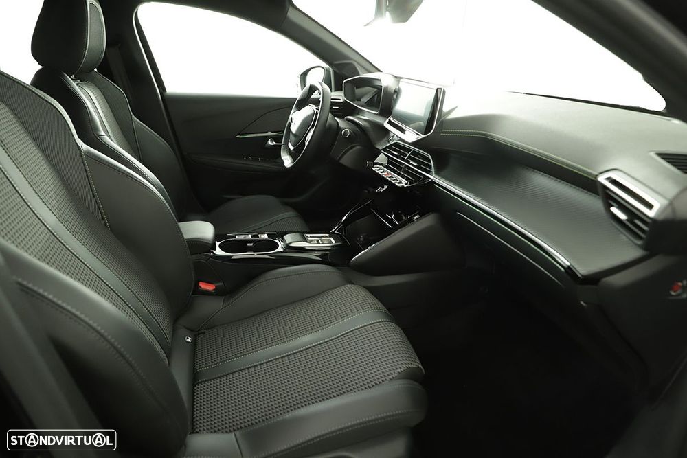 Peugeot e-208 50 kWh GT - 23