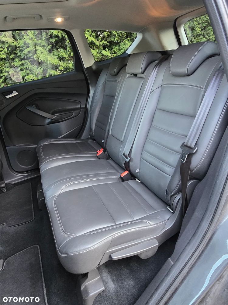 Ford Kuga 2.0 TDCi 4x4 Titanium - 12