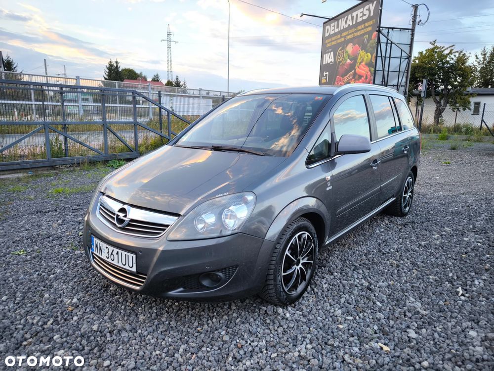 Opel Zafira - 1