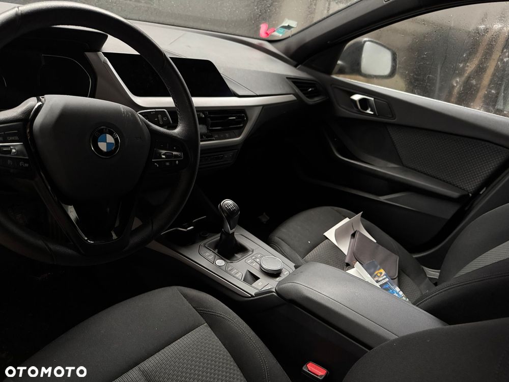 BMW Seria 1 116d - 8