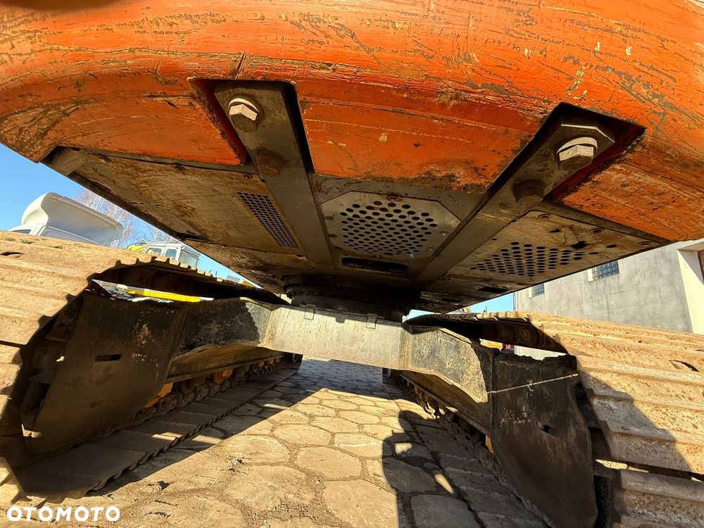 Hitachi ZX180LC-3 - 5