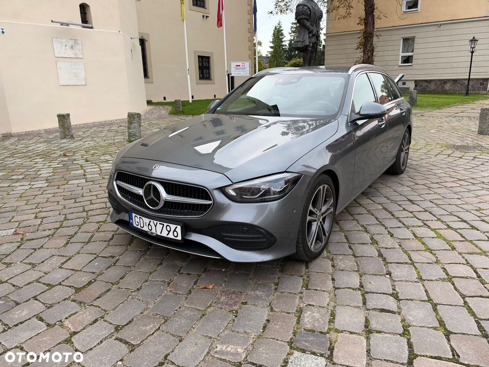 Mercedes-Benz C-Class 2023 photo 3
