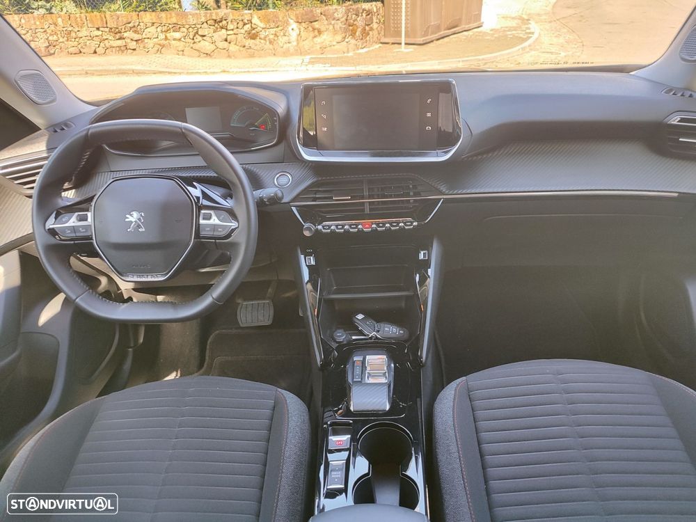 Peugeot e-2008 50 kWh Active - 9