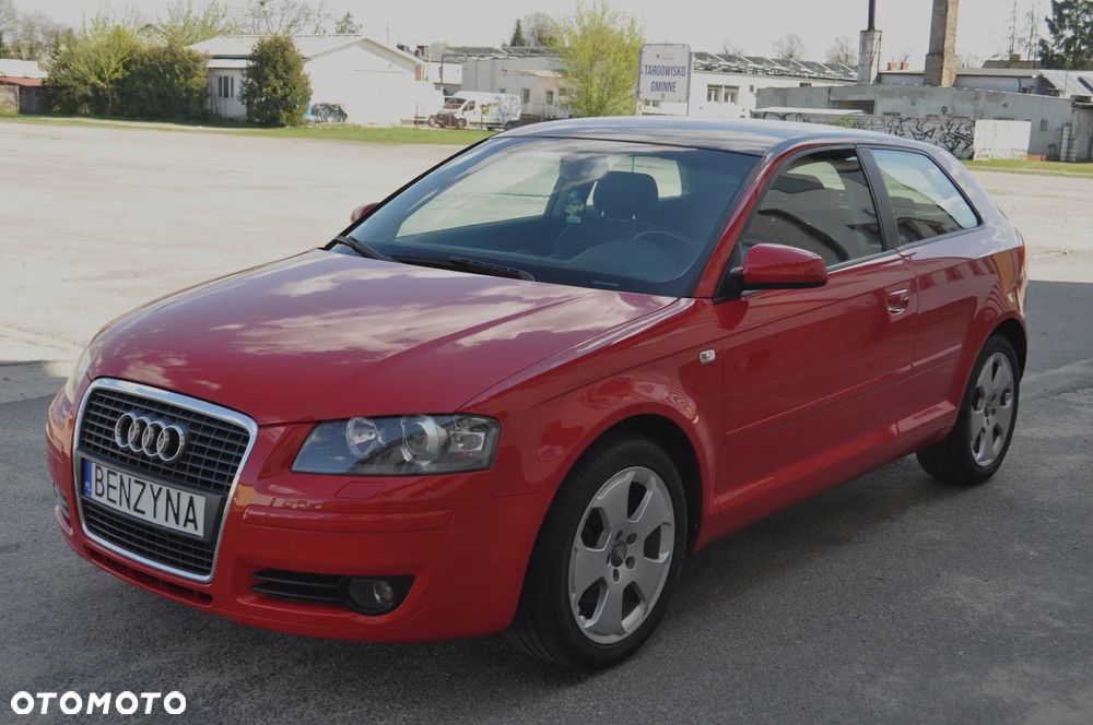 Audi A3 3-drzwiowe 2.0 FSI Attraction - 2