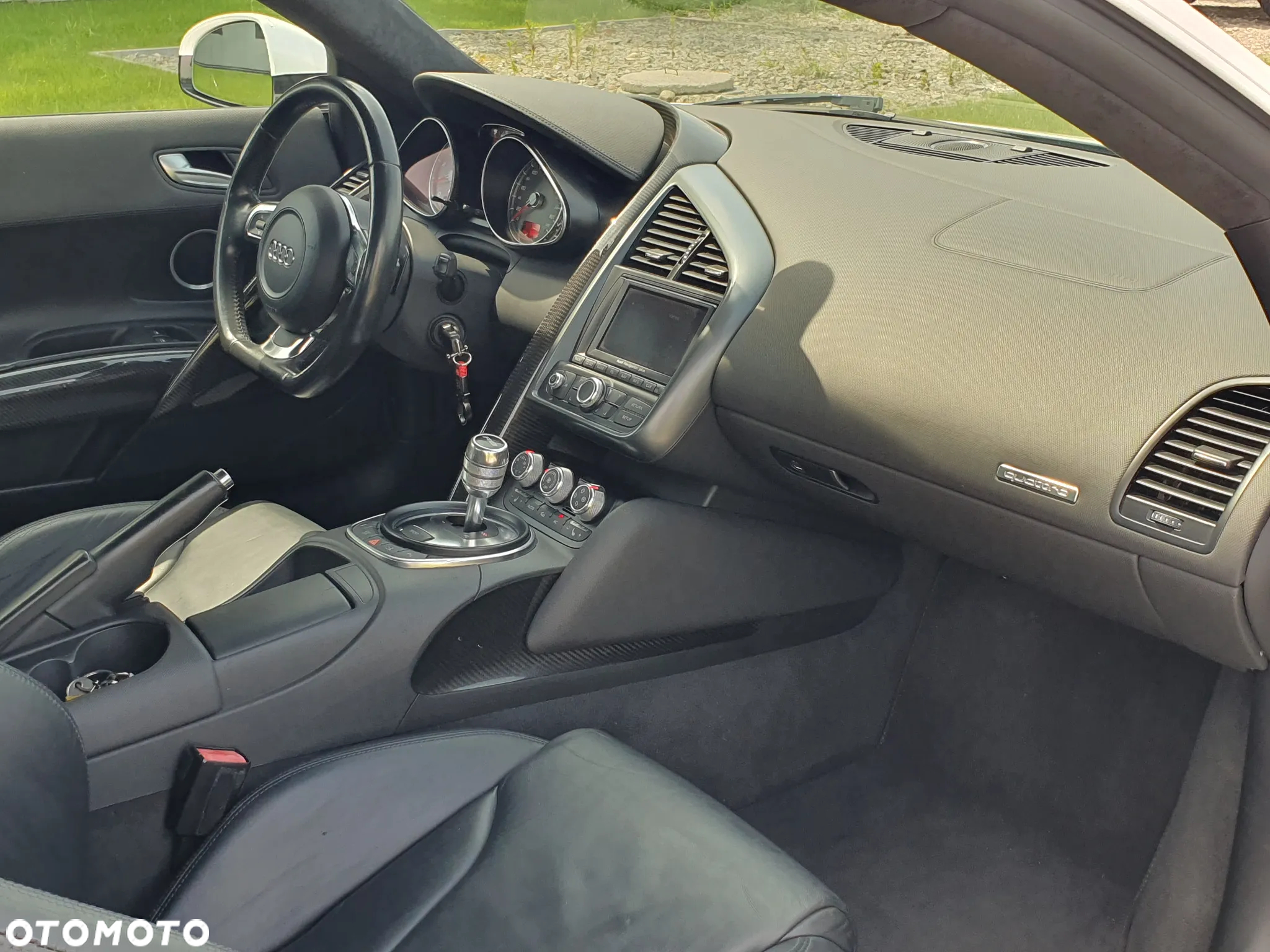 Audi R8 4.2 Quattro R tronic - 19