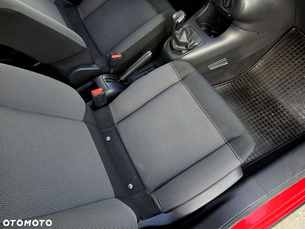 Citroën C3 1.2 PureTech Feel - 24