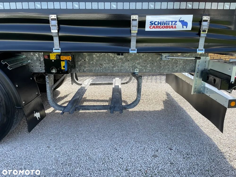 Schmitz Cargobull 2022**STANDARD**NOWE OPONY**OŚ.POD**DACH.POD**JAK NOWA - 10
