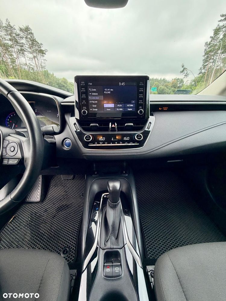 Toyota Corolla 1.8 Hybrid Comfort - 18