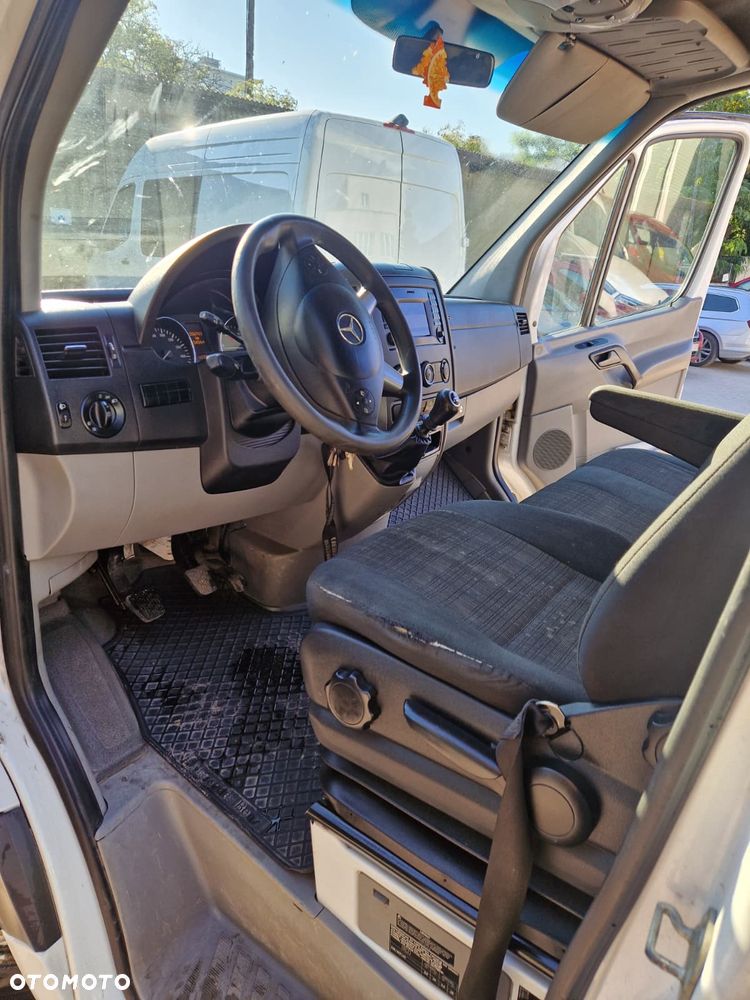 Mercedes-Benz Sprinter 906.253 - 6