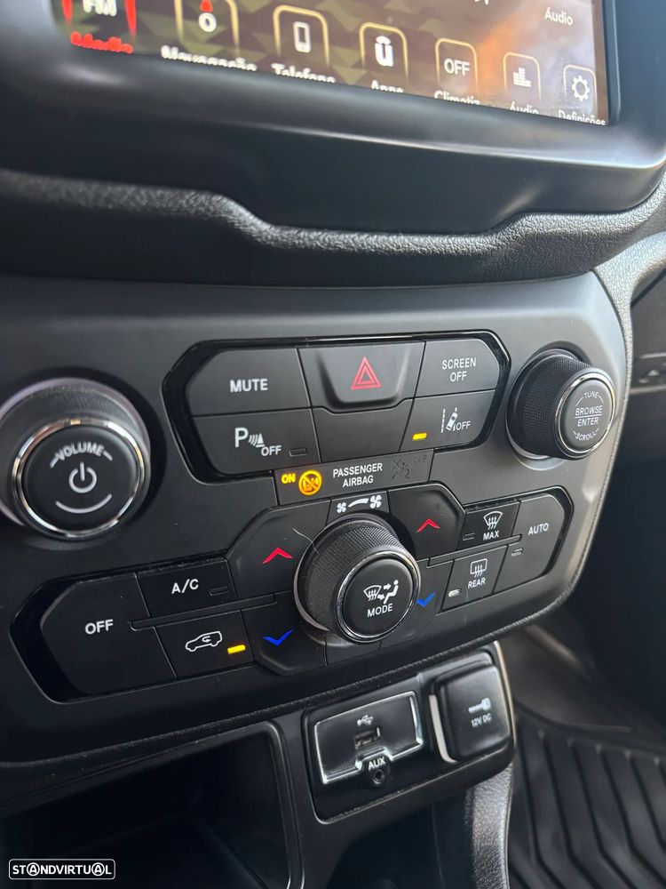 Jeep Renegade 1.6 MJD Limited - 19