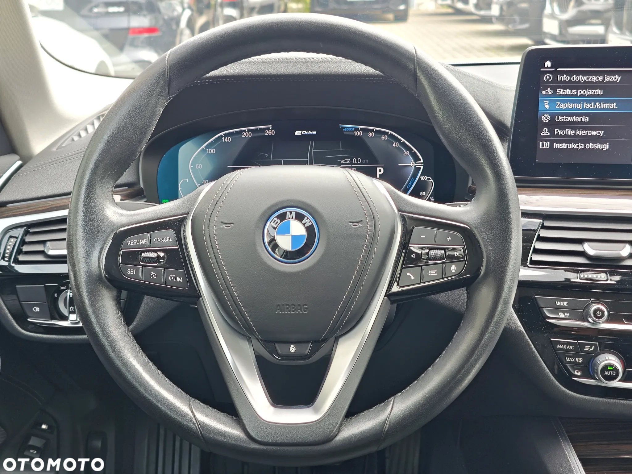 BMW Seria 5 530e xDrive Luxury Line - 26