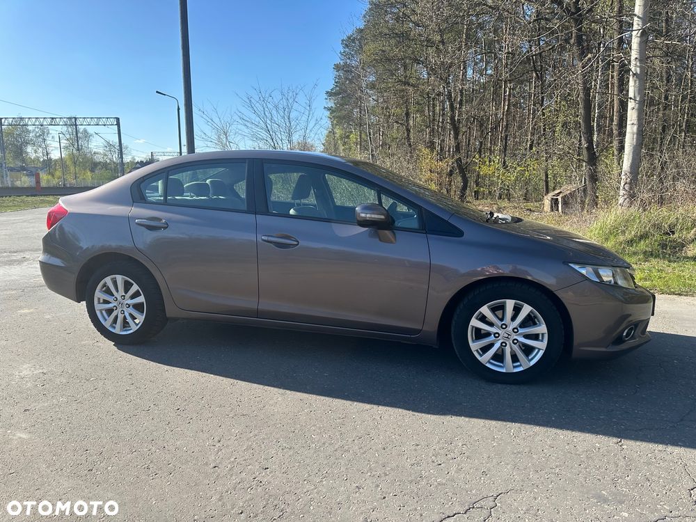 Honda Civic 1.8 Comfort - 1