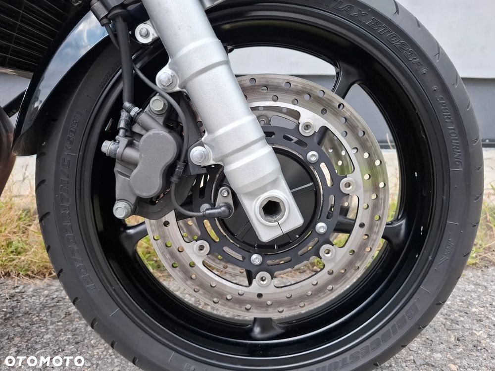 Yamaha FZ6 - 6