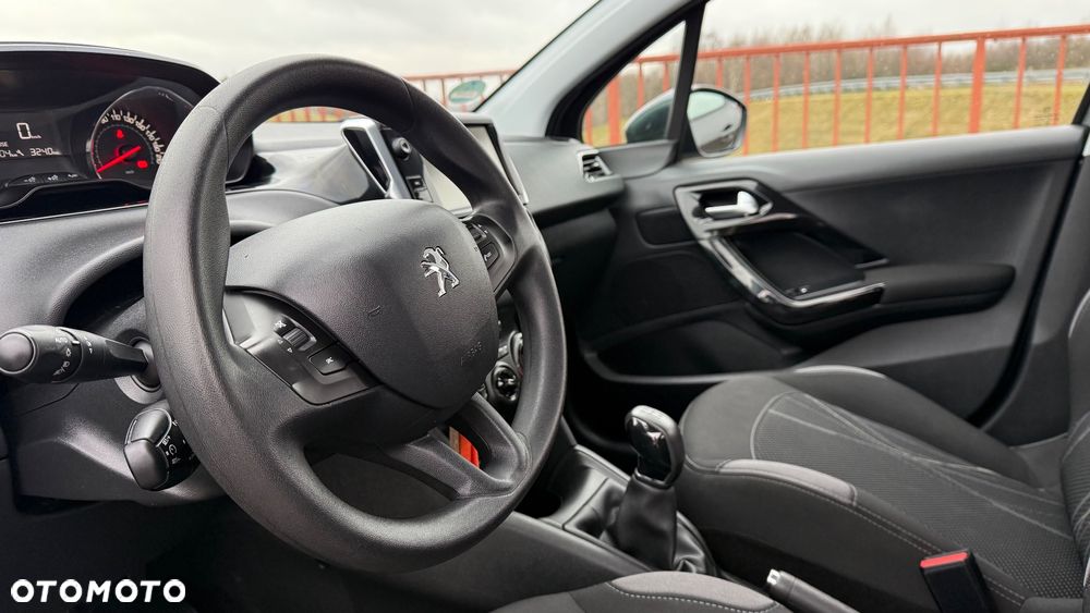 Peugeot 208 1.2 PureTech Access - 24